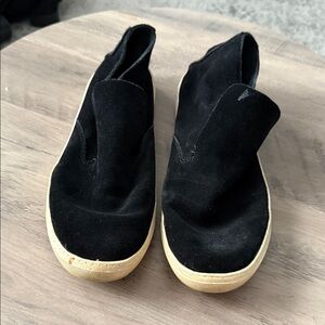 Dolce vita Black Suede Women's Slip-On Shoes